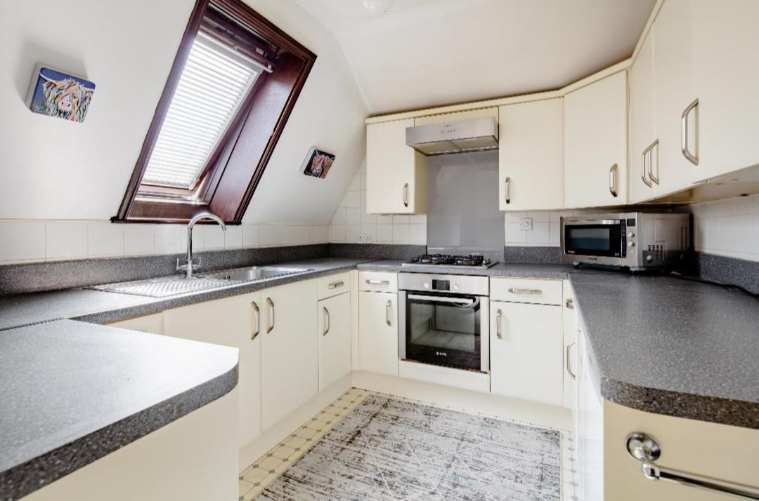 Spacious Room 2 Mins From Station Londen Buitenkant foto